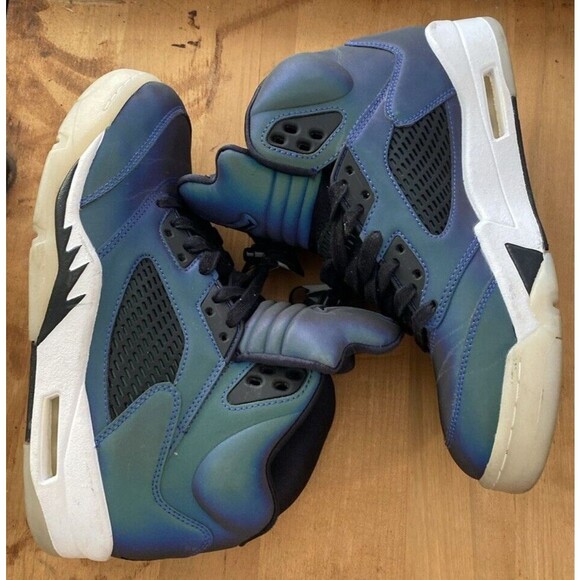 Nike Air Jordan 5 Retro Oil Grey Sneakers Womens Size 8.5 High Top CD2722-001 - Picture 6 of 16